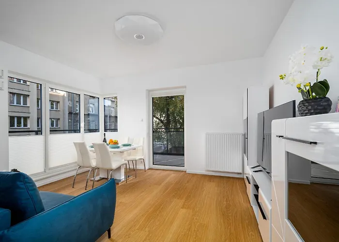 Modern Praga Okrzei Apartment