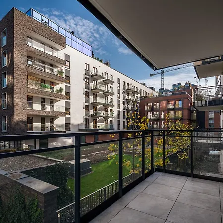 Modern Praga Okrzei Варшава