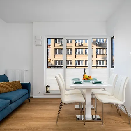 Modern Praga Okrzei * Варшава